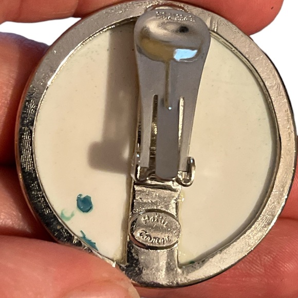 Hattie Carnegie Large Greenish Blue Speckled Clip On Earrings - Picture 3 of 3